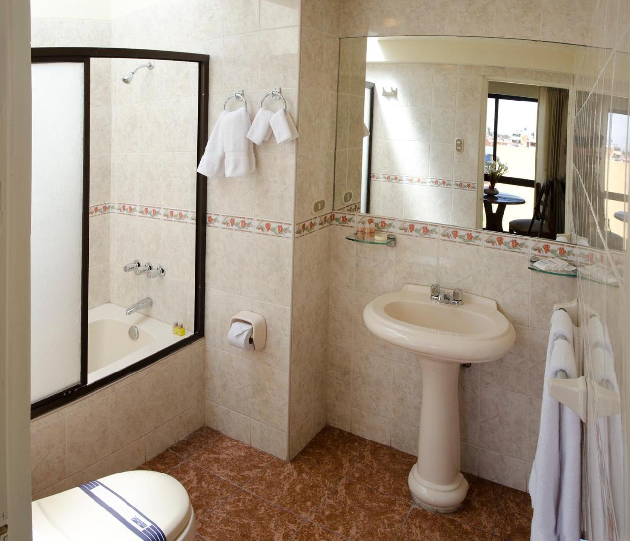 Dm Hoteles Arequipa Pachacutec Buitenkant foto