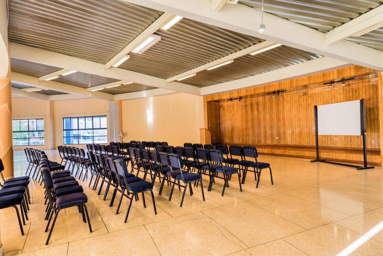Dm Hoteles Arequipa Pachacutec Buitenkant foto